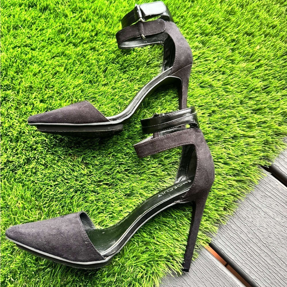 Nasty Gal Shoe Cult Black Pointed Toe Heels - Picture 2 of 6